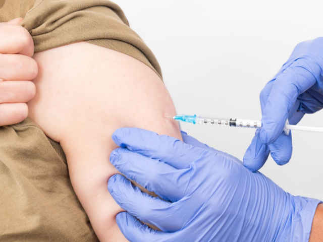 ワクチン接種が開始した新型コロナウィルス、なぜ効くの？副作用は？！